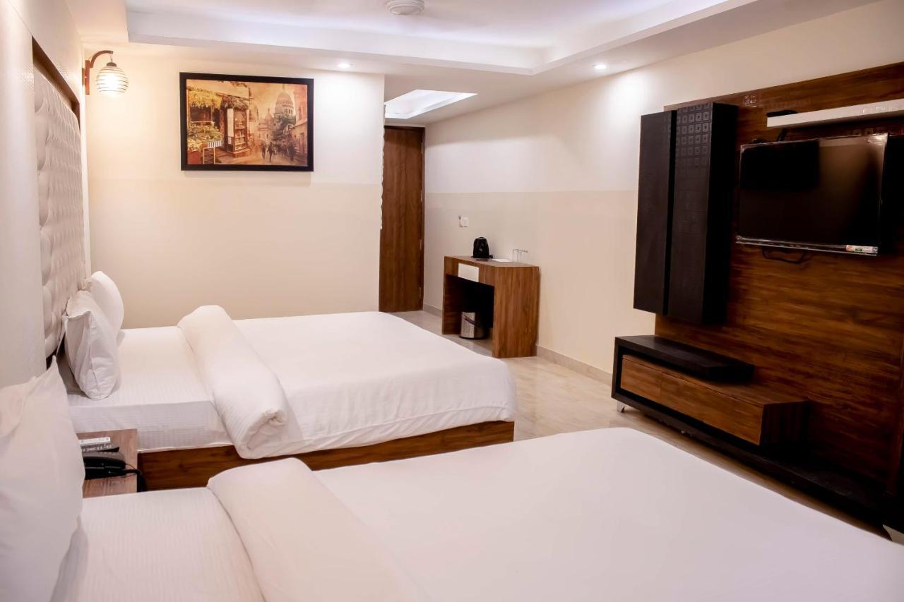 Hotel Airport City Delhi International Airport New Delhi Buitenkant foto